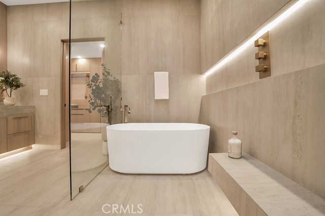 Detail Gallery Image 24 of 63 For 11107 Kling St, North Hollywood,  CA 91602 - 4 Beds | 4 Baths