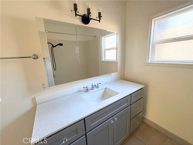 Detail Gallery Image 17 of 26 For 587 E Arrow, Upland,  CA 91786 - 5 Beds | 2/1 Baths