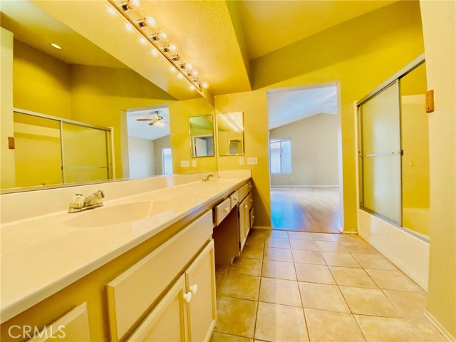 Detail Gallery Image 31 of 38 For 39221 Beacon Ln, Palmdale,  CA 93551 - 5 Beds | 3 Baths