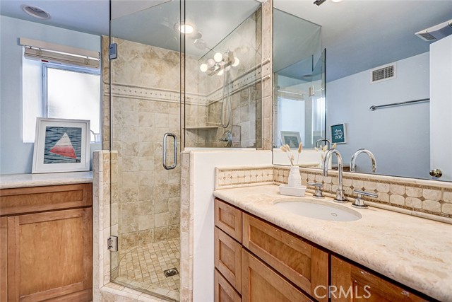 556 Via Media, Palos Verdes Estates CA: https://media.crmls.org/medias/56980d17-dd5a-46c7-ab02-97573490f95f.jpg