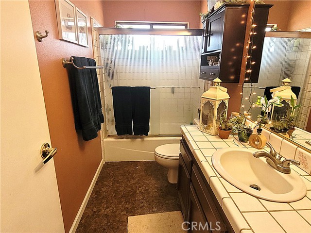 Detail Gallery Image 17 of 29 For 23677 Cahuilla, Apple Valley,  CA 92307 - 3 Beds | 2 Baths