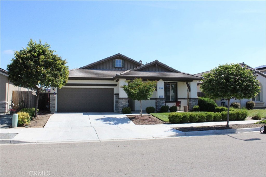 1620 W Porter
