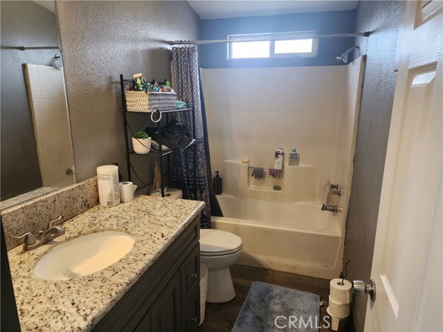 Detail Gallery Image 9 of 13 For 22095 Lukens, Perris,  CA 92570 - 3 Beds | 2 Baths