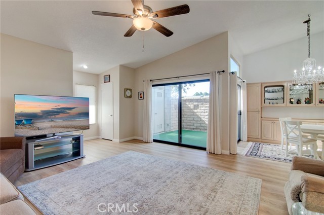 Detail Gallery Image 6 of 26 For 8777 Tulare 412a,  Huntington Beach,  CA 92646 - 2 Beds | 2 Baths