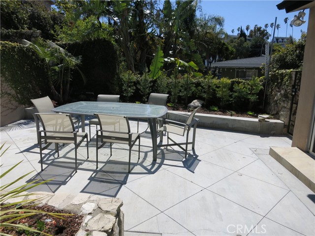 Detail Gallery Image 7 of 21 For 253 Vista Del Parque, Torrance,  CA 90277 - 5 Beds | 3 Baths