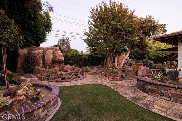 14192 Livingston Street, Tustin CA: https://media.crmls.org/medias/5699bd48-b2ed-4526-a894-5905620d7253.jpg