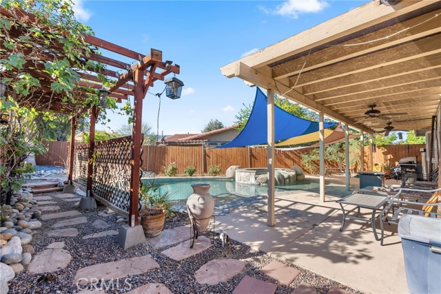 Detail Gallery Image 16 of 21 For 40472 Periwinkle Ct, Palm Desert,  CA 92260 - 3 Beds | 2 Baths