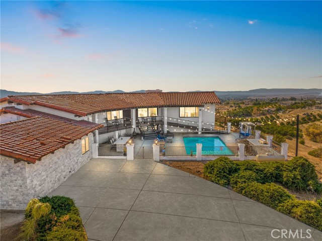 38225 Camino Sierra Road, Temecula CA: https://media.crmls.org/medias/569a10c2-b428-4a63-a006-8fa90be89148.jpg