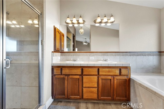 Detail Gallery Image 31 of 44 For 14305 Bochee, Apple Valley,  CA 92307 - 4 Beds | 3 Baths