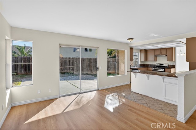 21479 Douglasis, Moreno Valley CA: https://media.crmls.org/medias/569ab64f-88dc-4f48-ac0e-7b40603d60bd.jpg