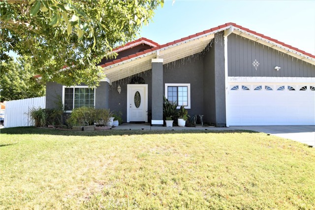 Detail Gallery Image 3 of 20 For 37144 Kendrick Circle, Palmdale,  CA 93550 - 3 Beds | 2 Baths