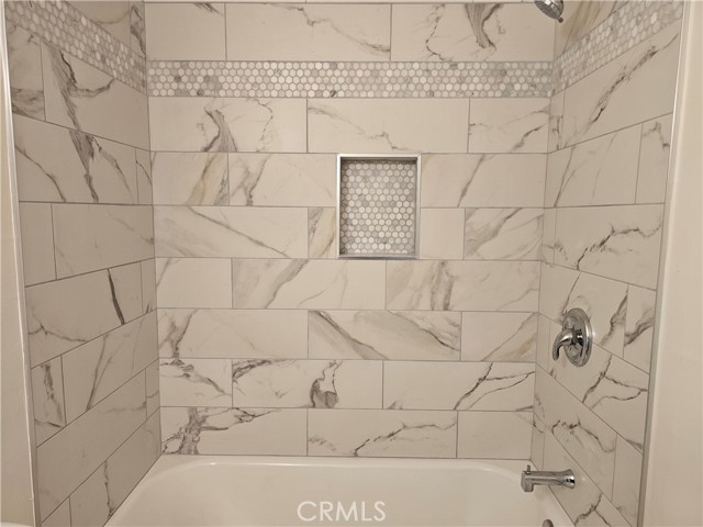 44516 La Paz Road, Temecula CA: https://media.crmls.org/medias/569bca73-ca93-4780-96f6-9ec3677ff51a.jpg