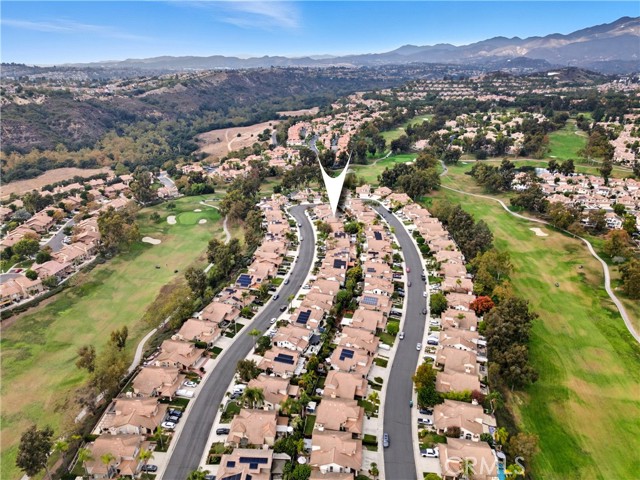 Detail Gallery Image 45 of 70 For 10 Sillero, Rancho Santa Margarita,  CA 92688 - 4 Beds | 2/1 Baths