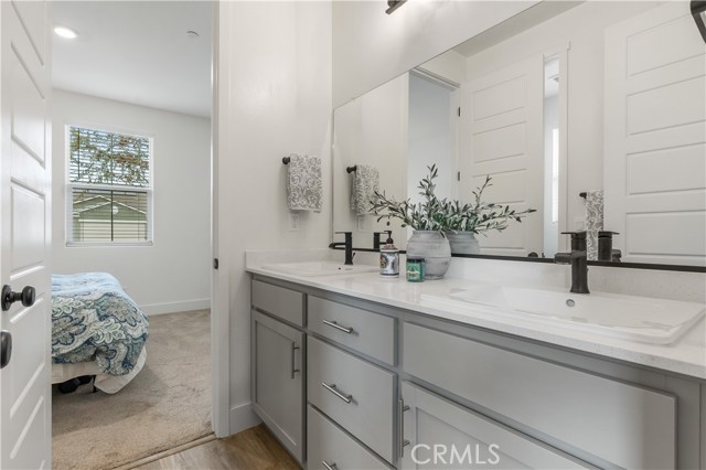 Detail Gallery Image 15 of 32 For 6009 Marconi Ave, Bakersfield,  CA 93313 - 4 Beds | 3 Baths