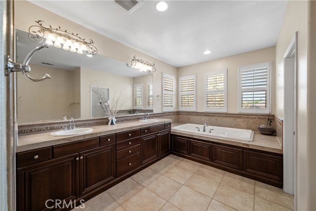Detail Gallery Image 31 of 59 For 5859 E Treehouse Ln, Anaheim Hills,  CA 92807 - 4 Beds | 3 Baths