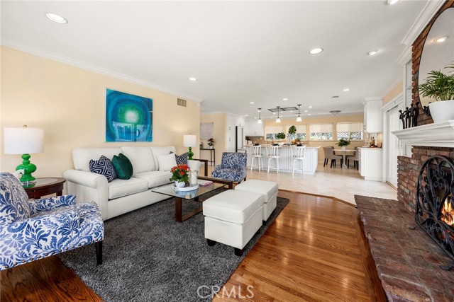 1016 N Highland Avenue, Fullerton CA: https://media.crmls.org/medias/569ca797-749b-419a-ae3f-49659bc9fa43.jpg