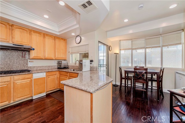 4489 Spencer Street, Torrance CA: https://media.crmls.org/medias/569cf999-f28d-4e65-aed9-e5b6aeb9a389.jpg