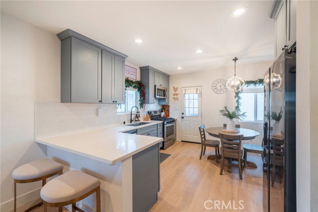 Detail Gallery Image 8 of 25 For 2350 249th St, Lomita,  CA 90717 - 2 Beds | 1 Baths