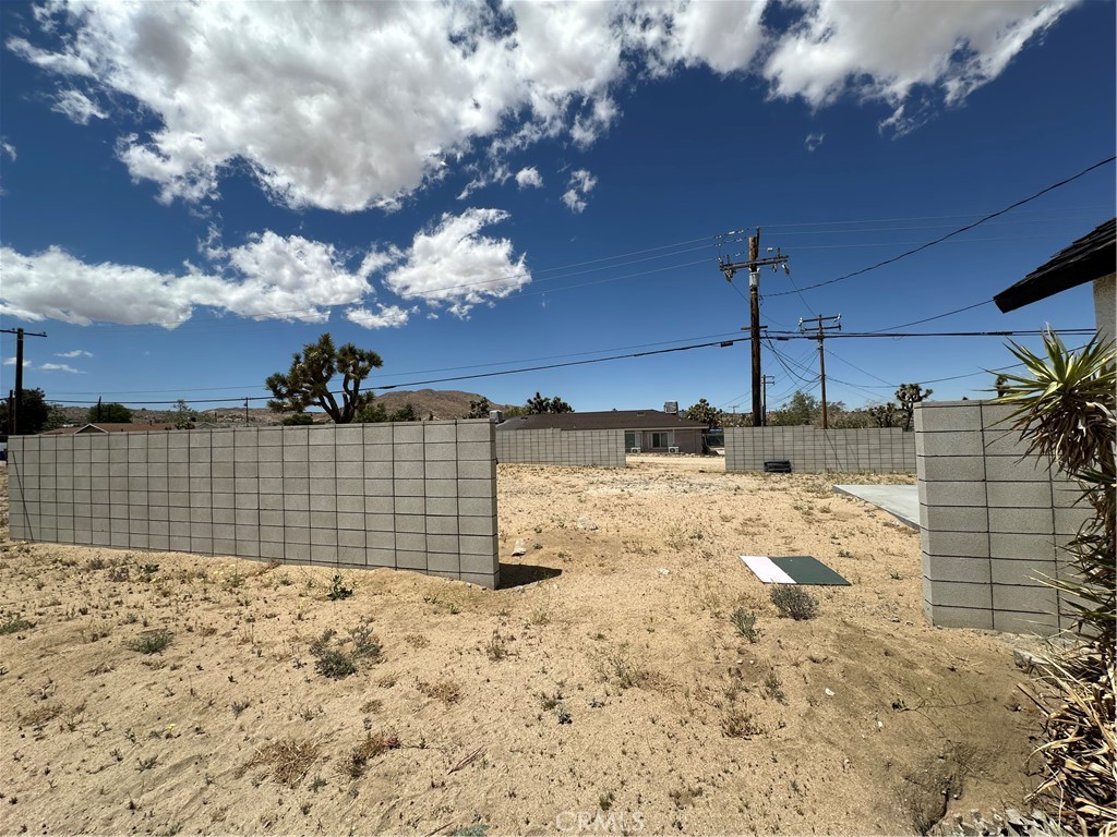 MLS #OC25191484 image #21