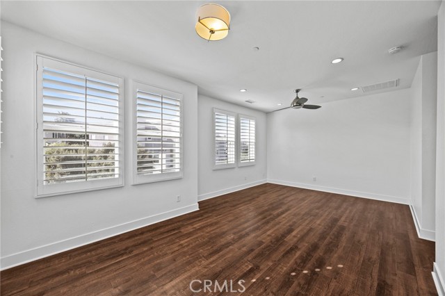 3 Compass Court, Aliso Viejo CA: https://media.crmls.org/medias/569d6bf7-7ca1-4819-adb3-9adcd4b3e0f5.jpg