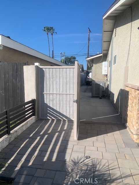 Detail Gallery Image 2 of 19 For 11519 Balboa Blvd, Granada Hills,  CA 91344 - 1 Beds | 1 Baths