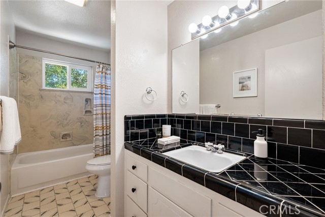 Detail Gallery Image 13 of 25 For 5155 Ardilla Ave, Atascadero,  CA 93422 - 3 Beds | 2 Baths
