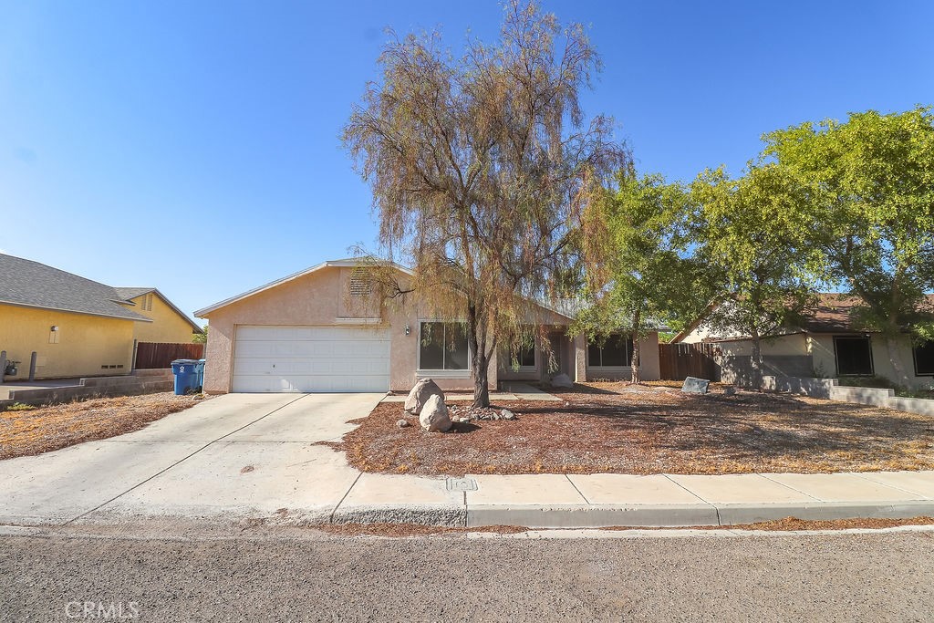 1330 Santa Fe Circle