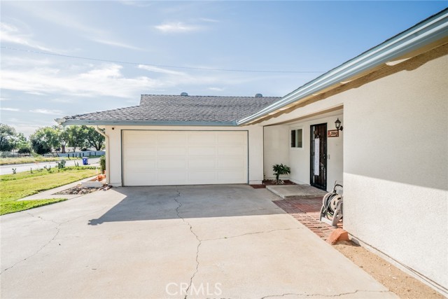 Detail Gallery Image 2 of 20 For 25940 Date, San Bernardino,  CA 92404 - 3 Beds | 2 Baths