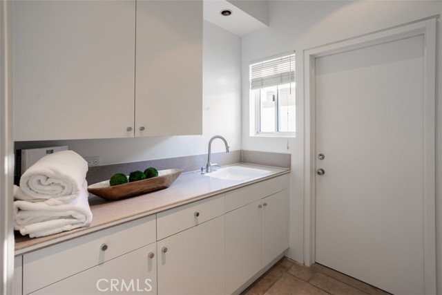 Detail Gallery Image 57 of 60 For 1535 Dolphin Terrace, Corona Del Mar,  CA 92625 - 3 Beds | 3/1 Baths