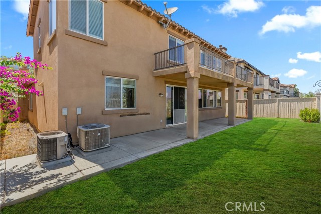 21 Plaza Modena, Lake Elsinore CA: https://media.crmls.org/medias/56a1a9df-72c2-4ea0-bda6-59ad1b14de1a.jpg
