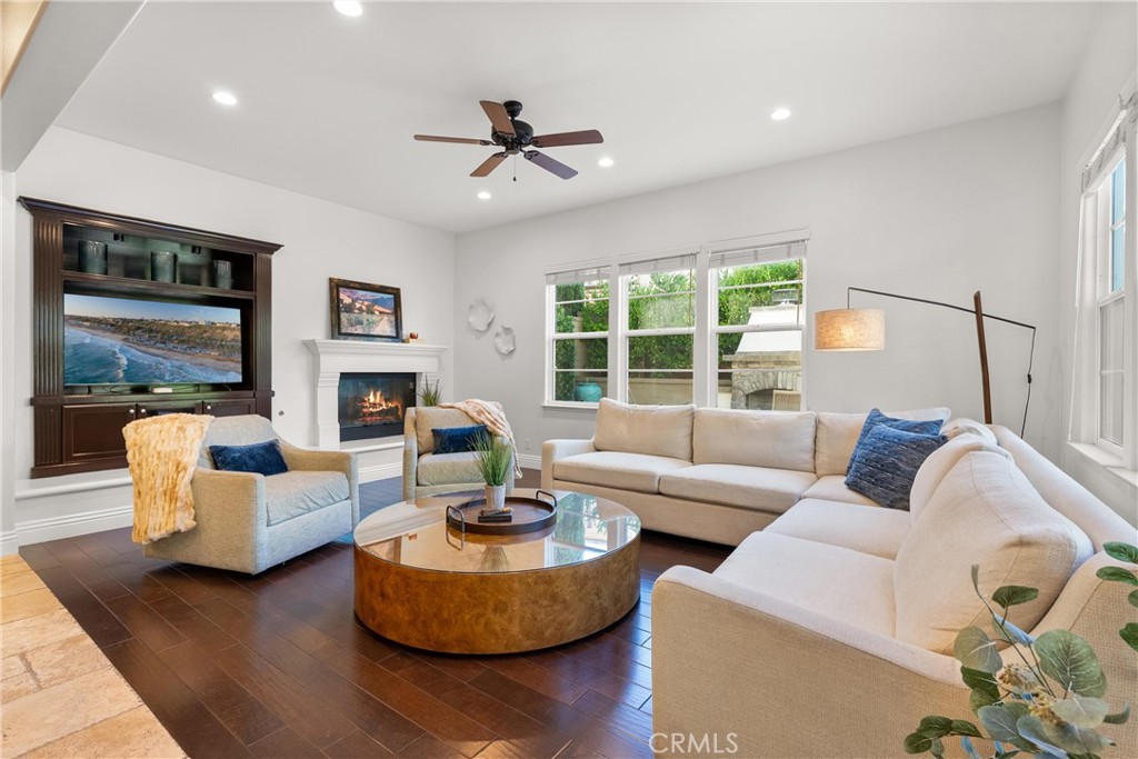 MLS #OC25244940 image #20