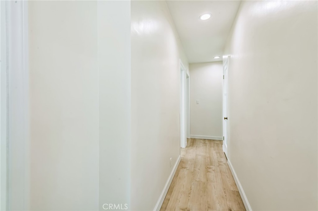 https://media.crmls.org/medias/56a33375-8618-4450-aafa-ae467fcb6a7a.jpg?preset=X-Large