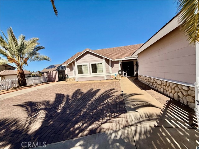 Detail Gallery Image 6 of 56 For 25708 Aspenwood Ct, Moreno Valley,  CA 92557 - 3 Beds | 2 Baths