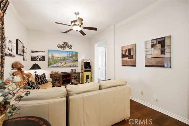 33260 Susan Grace Court, Temecula CA: https://media.crmls.org/medias/56a4b852-3b07-44c0-a5c5-c4558e5f68c4.jpg