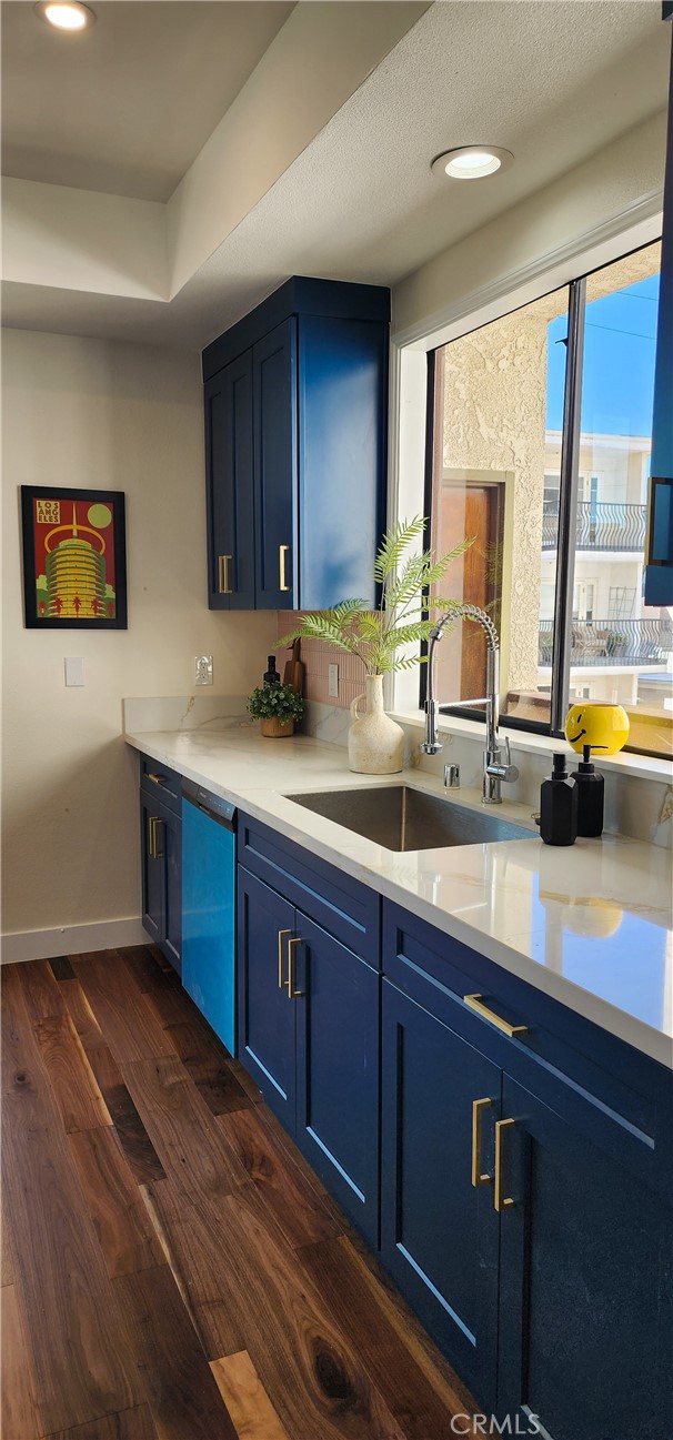 Detail Gallery Image 10 of 57 For 11845 Mayfield Ave #303,  Los Angeles,  CA 90049 - 2 Beds | 2/1 Baths