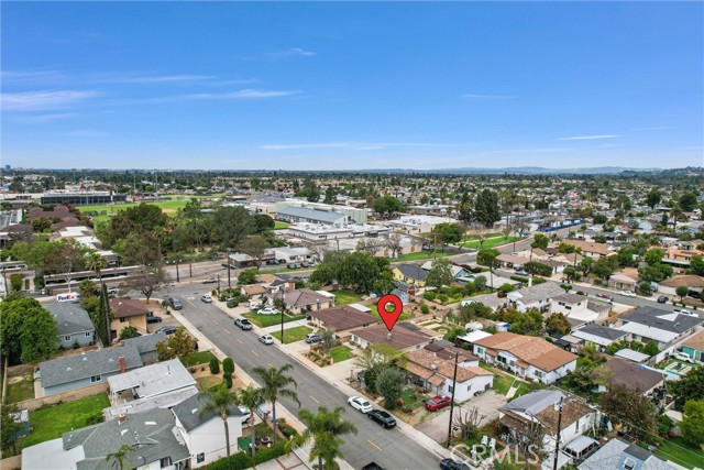 18531 E Pearl Avenue, Orange CA: https://media.crmls.org/medias/56a51659-c885-43af-ba81-00886b367df0.jpg