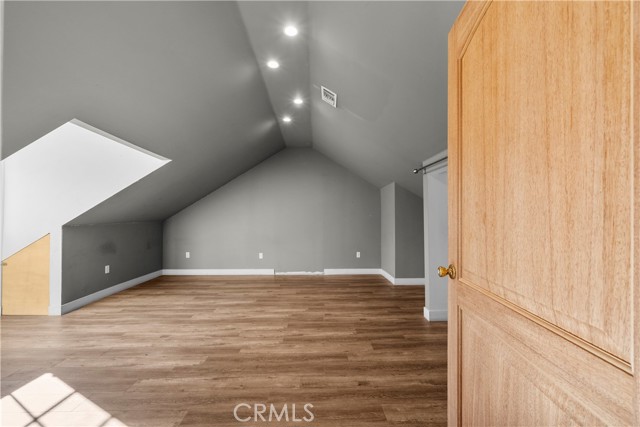 6223 Simpson, North Hollywood CA: https://media.crmls.org/medias/56a7264b-e8a0-4cc2-8609-9f4089040c9b.jpg