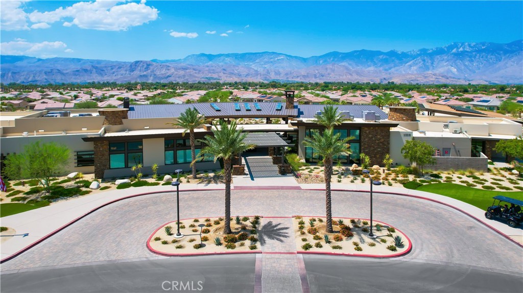 MLS #OC25201228 image #34