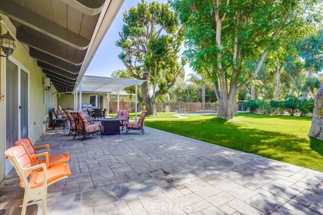 4 Saddlehorn Lane, Rolling Hills Estates, California 90274, 5 Bedrooms Bedrooms, ,4 BathroomsBathrooms,Residential,Sold,Saddlehorn,PV22070454