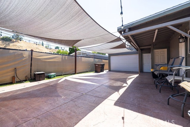 700 E Washington Street, Colton CA: https://media.crmls.org/medias/56a8ad84-ba01-4836-a2b4-79dd20909162.jpg