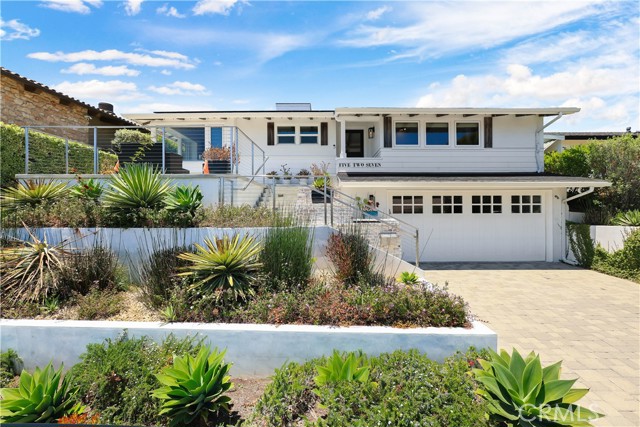 Detail Gallery Image 6 of 70 For 527 Seaward Rd, Corona Del Mar,  CA 92625 - 4 Beds | 3/1 Baths