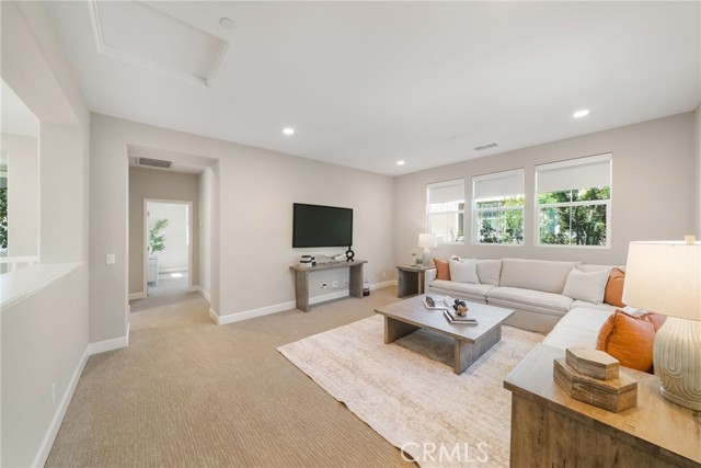 Image 38 of 63 For 20 Tandeo Drive