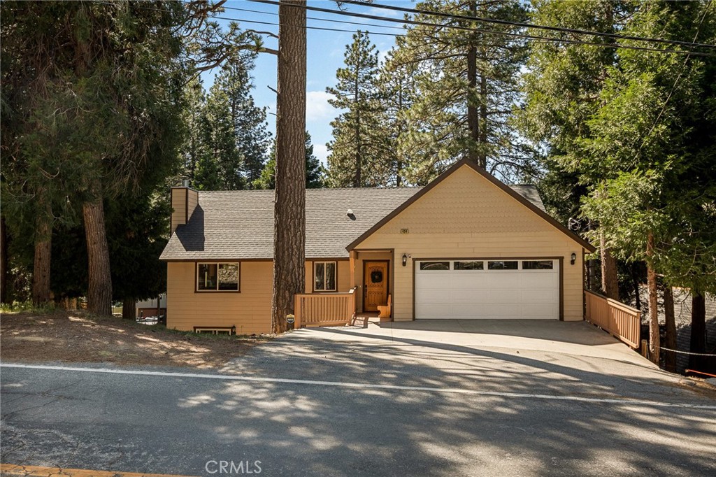 434 Klamath Drive