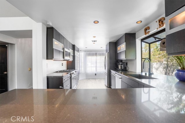 479 Pesaro Street, Oak Park CA: https://media.crmls.org/medias/56ab175f-1e8c-4c9a-9aa5-4b0e09abae04.jpg