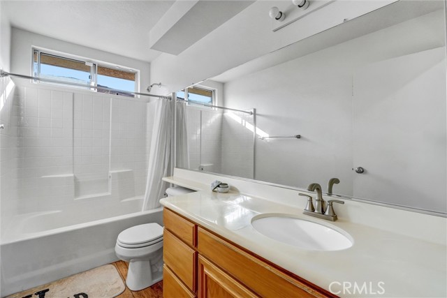 Detail Gallery Image 20 of 28 For 1744 Empty Saddle, Simi Valley,  CA 93063 - 3 Beds | 2/1 Baths