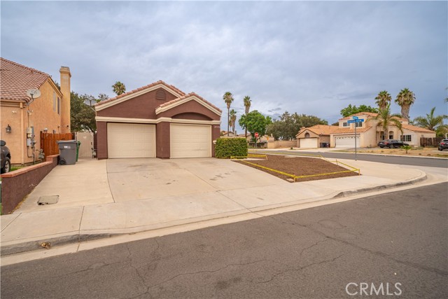 Detail Gallery Image 2 of 58 For 25176 Granville St, Moreno Valley,  CA 92551 - 3 Beds | 2 Baths