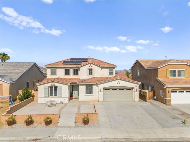 Detail Gallery Image 2 of 52 For 26535 Emperor Rd, Menifee,  CA 92585 - 5 Beds | 3 Baths