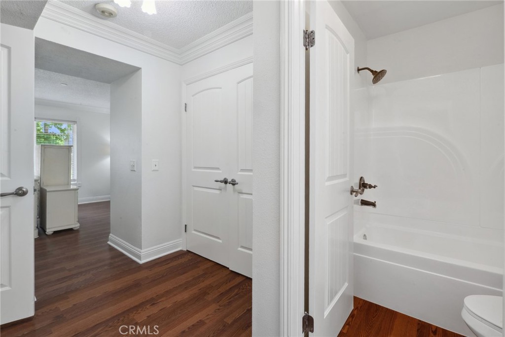 56ad39c5 9567 49fe Ba9d D1347ff303a1