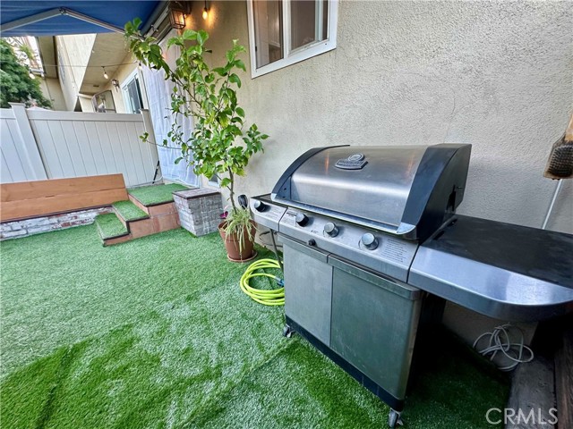 Detail Gallery Image 40 of 40 For 11138 Aqua Vista St #3,  Studio City,  CA 91602 - 2 Beds | 1/1 Baths