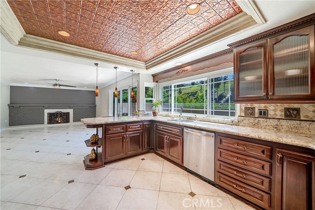 Detail Gallery Image 13 of 41 For 24662 San Vincent Ln, Mission Viejo,  CA 92691 - 4 Beds | 2/1 Baths